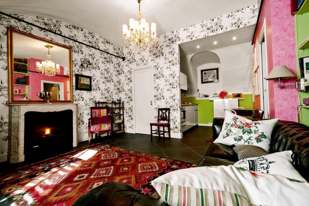 La Finestra Sul Cortile Apartment อาออสตา ภายนอก รูปภาพ