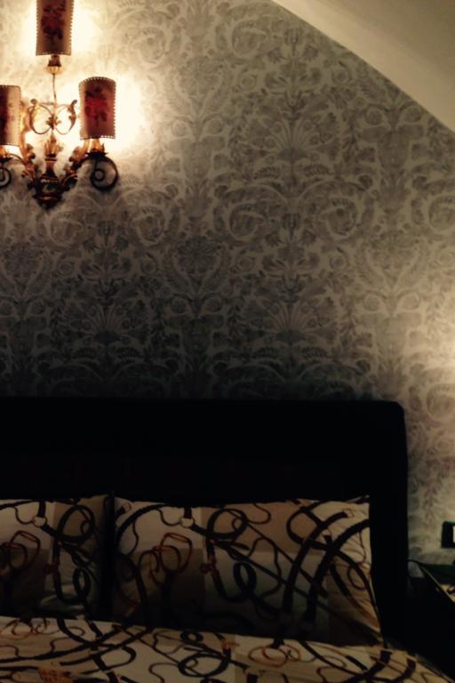 La Finestra Sul Cortile Apartment อาออสตา ภายนอก รูปภาพ