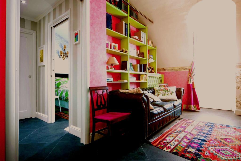 La Finestra Sul Cortile Apartment อาออสตา ภายนอก รูปภาพ