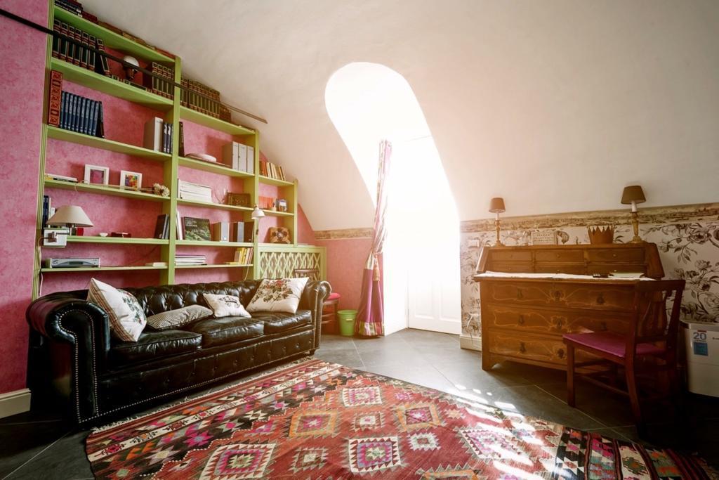 La Finestra Sul Cortile Apartment อาออสตา ภายนอก รูปภาพ